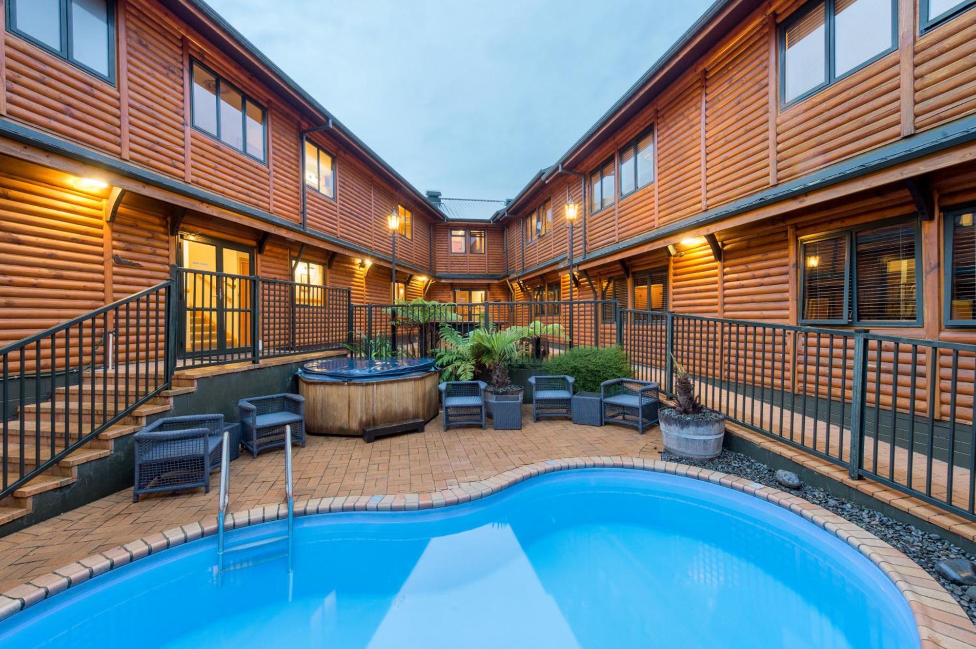 Hotel Lakefront Taupo